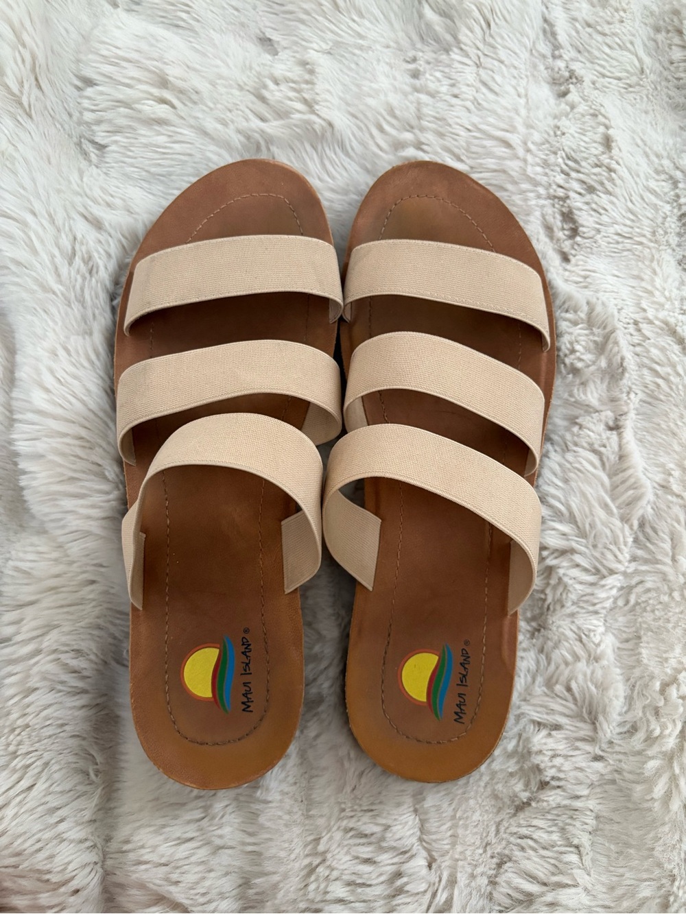 Maui Island Women's Cream Triple-Strap Slide Sandals